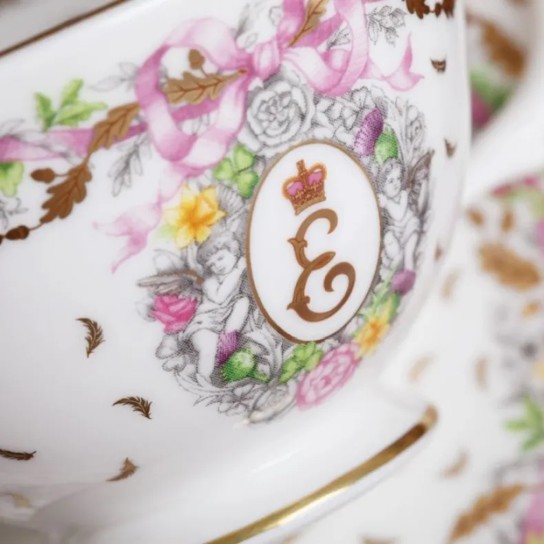 Queen Elizabeth Ii Commemorative Teacup And Saucer