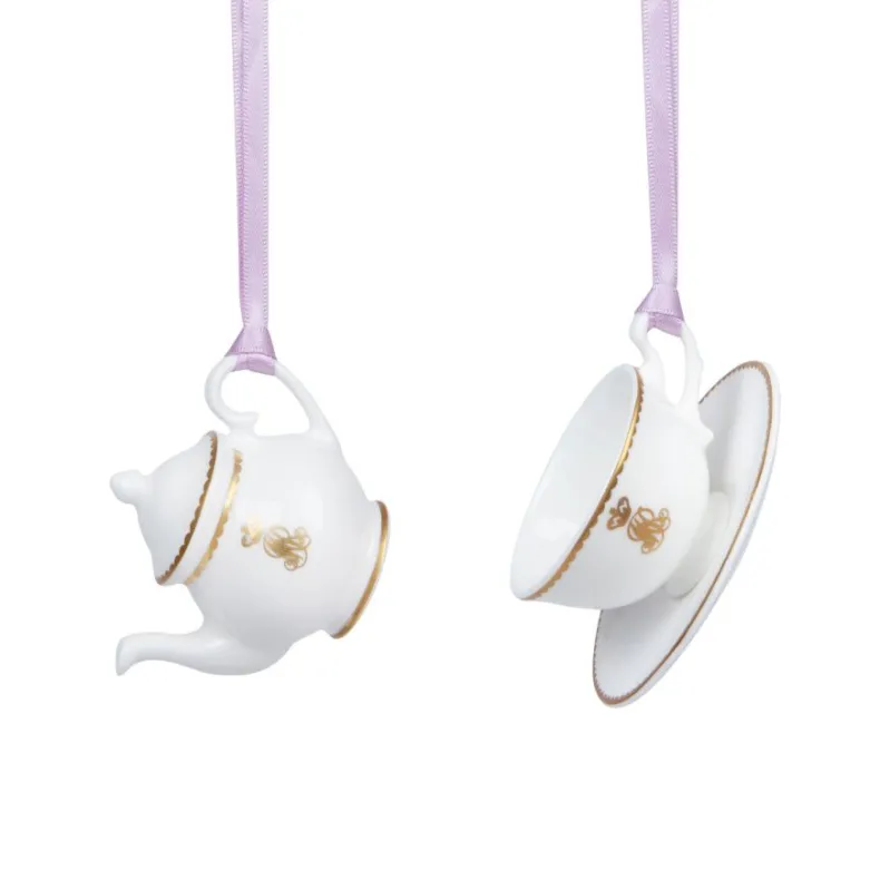 Queen Mary'S Dolls' House Miniature Set