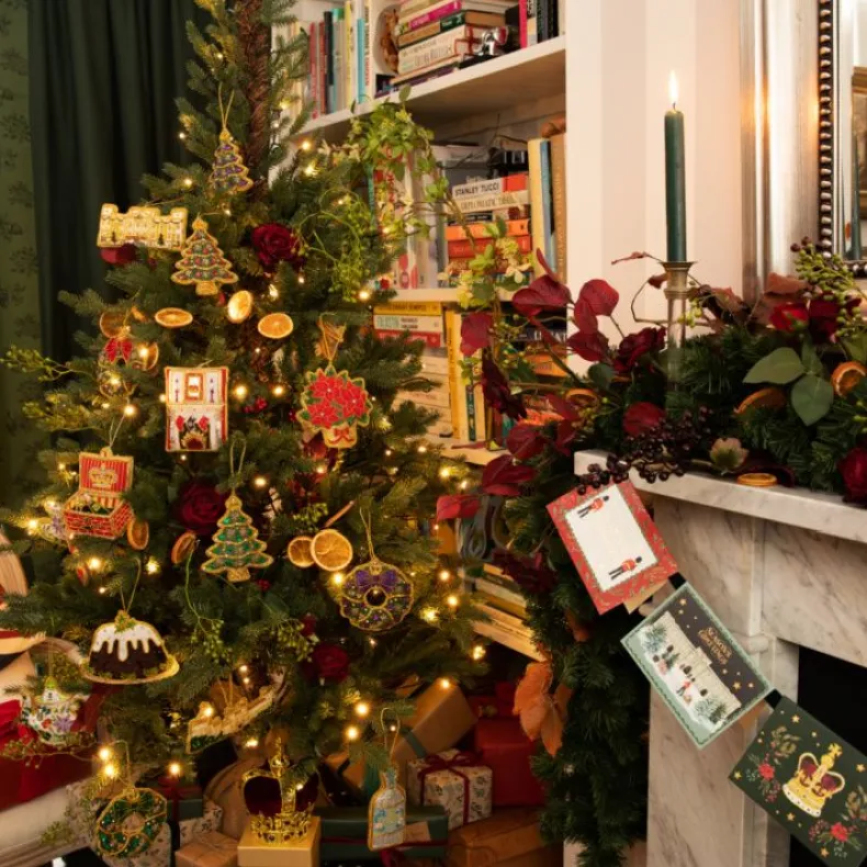 Windsor Castle Knight Decoration